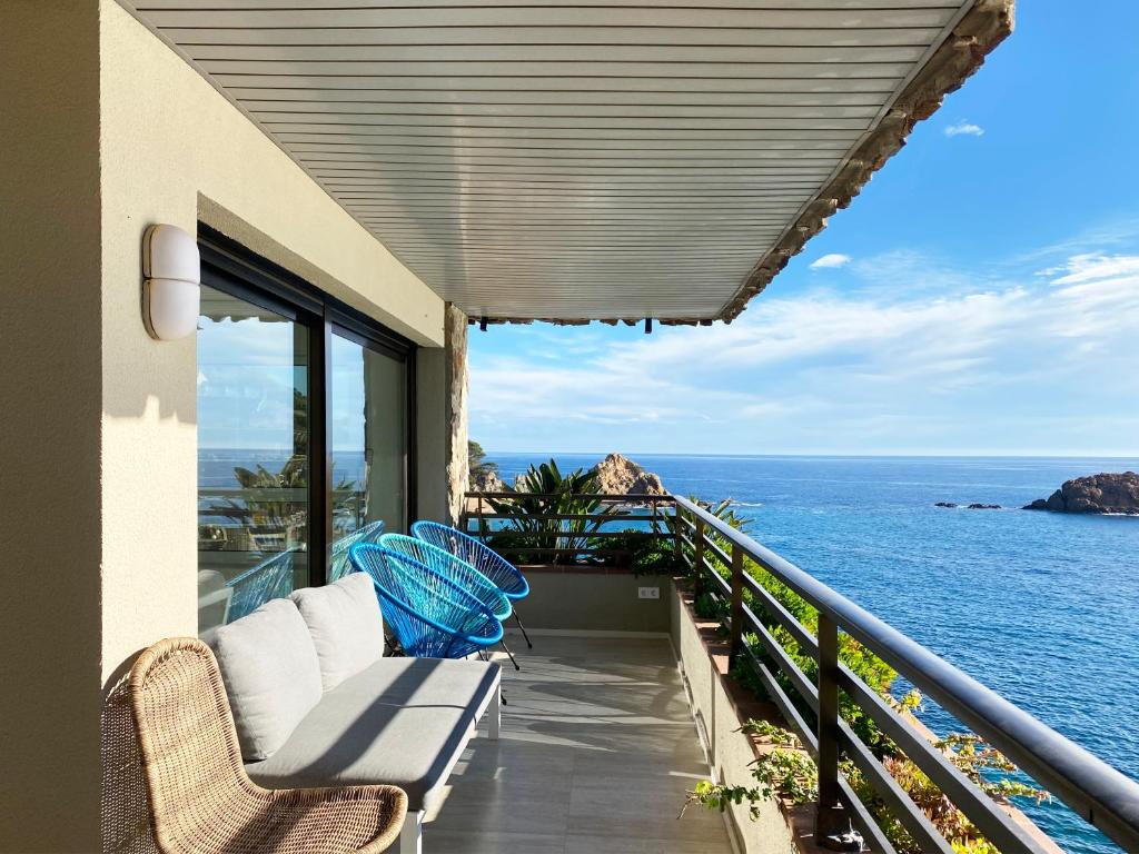 Magnificent apartment at the sea front of Tossa de Mar photo 1