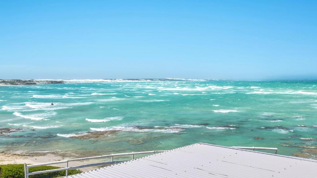 Pirates Landing - Sea Front Arniston photo 1
