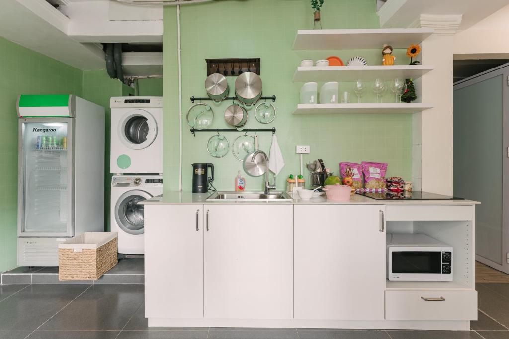 Delapong Homestay - 50m to Hoan Kiem lake