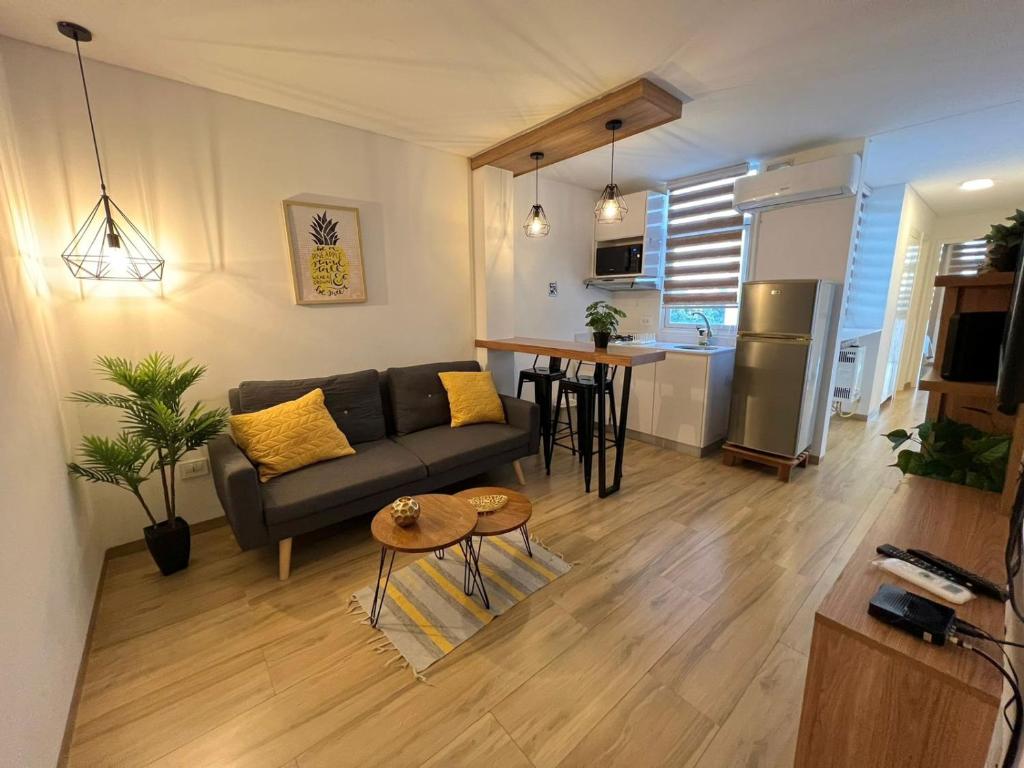 Departamento moderno en equipetrol