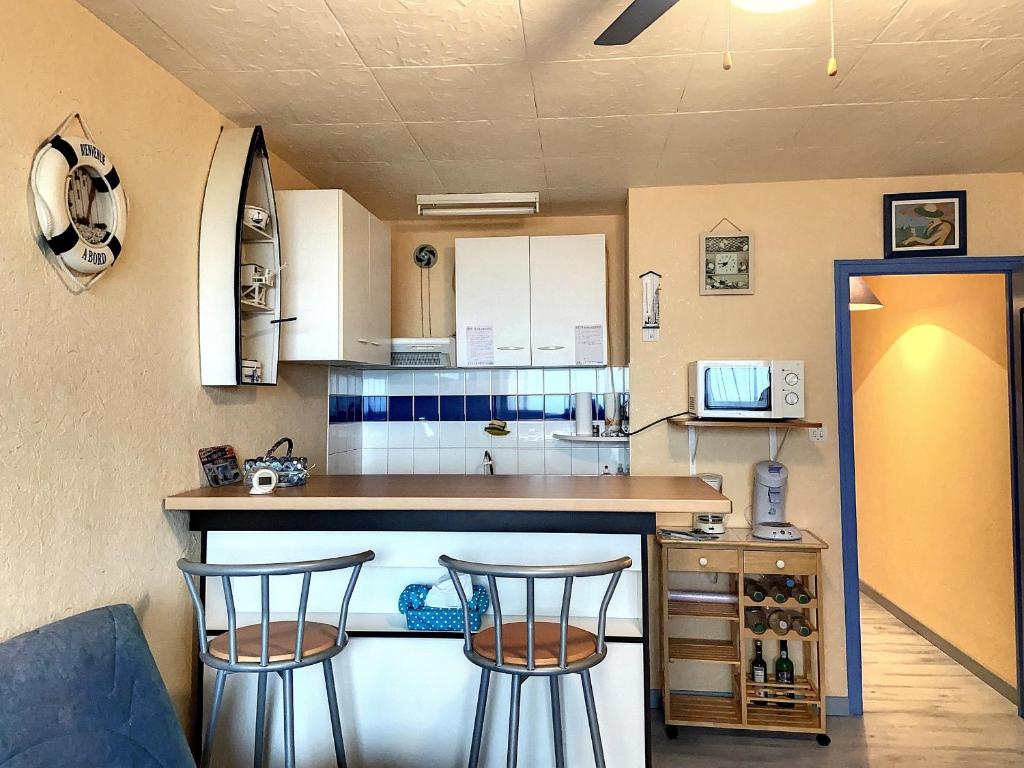 Appartement Saint-Jean-de-Monts, 1 pièce, 3 personnes - FR-1-652-9 photo 4
