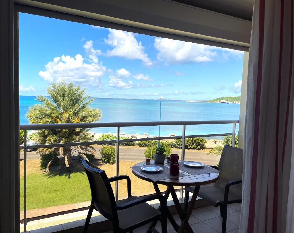 Studio Marigot, Vue Panoramique