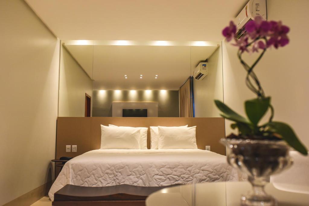Hotel D'Leon photo 2