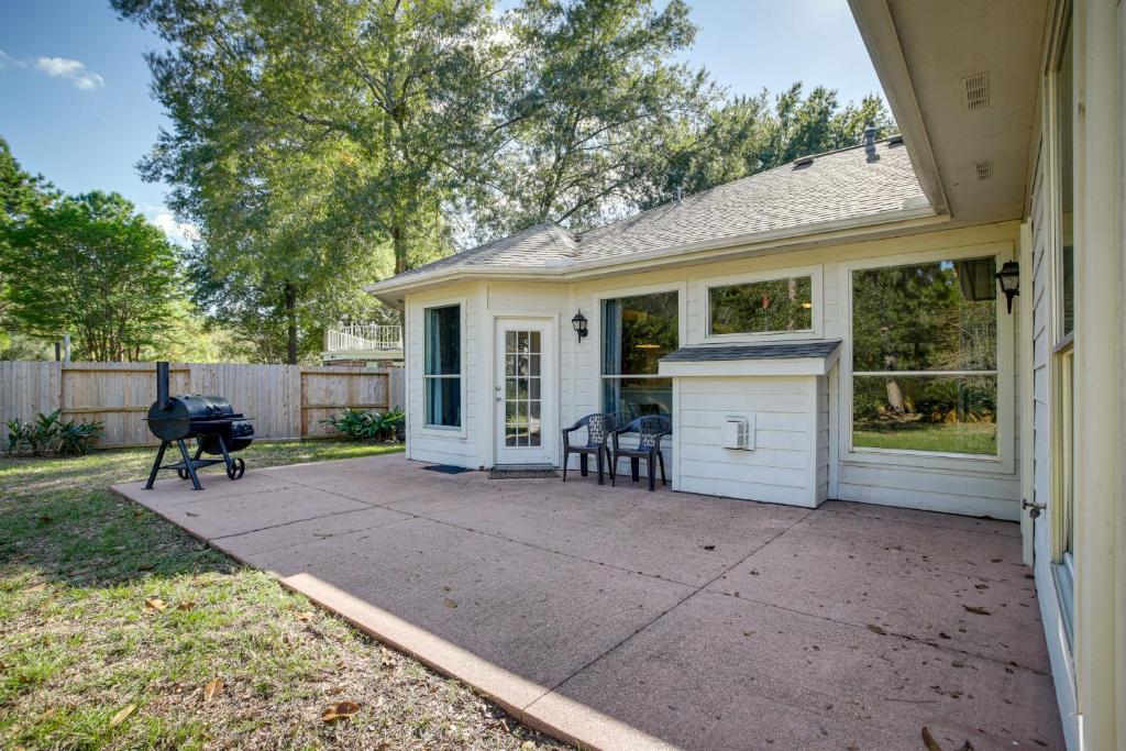 Peaceful Humble Home with Game Room and Outdoor Spots! photo 1