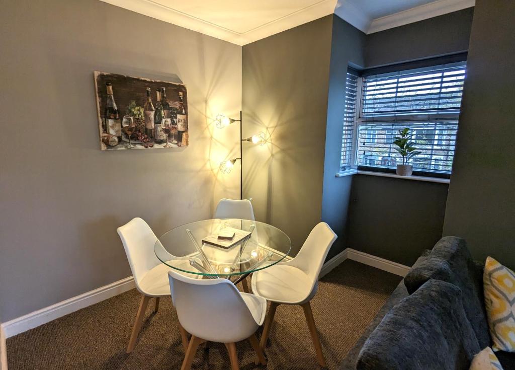 Stylish Modern Apartment, FREE SECURE Parking photo 4