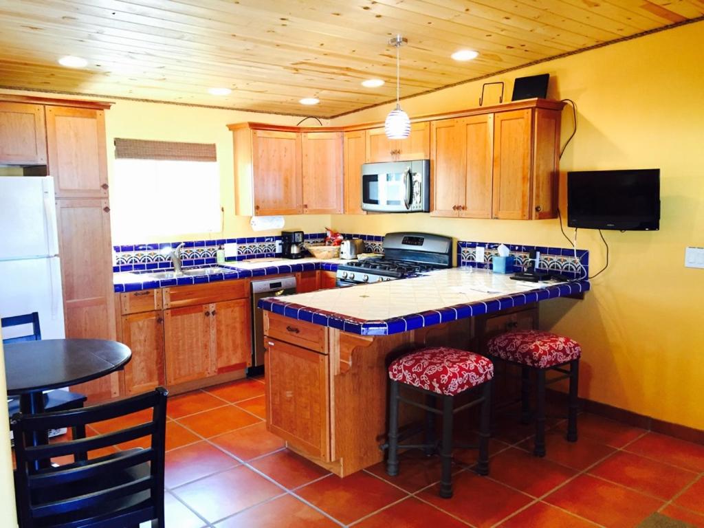ROMANCE FOR TWO CASITA image
