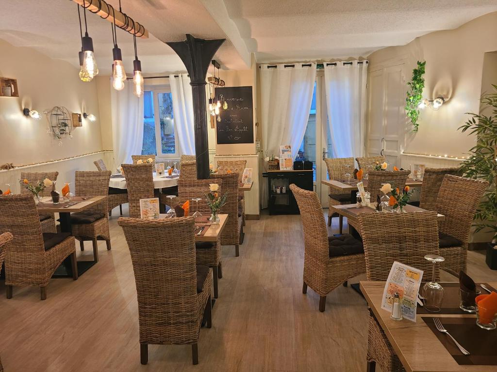 Auberge de l Helvie chez Coco & Ricou photo 3
