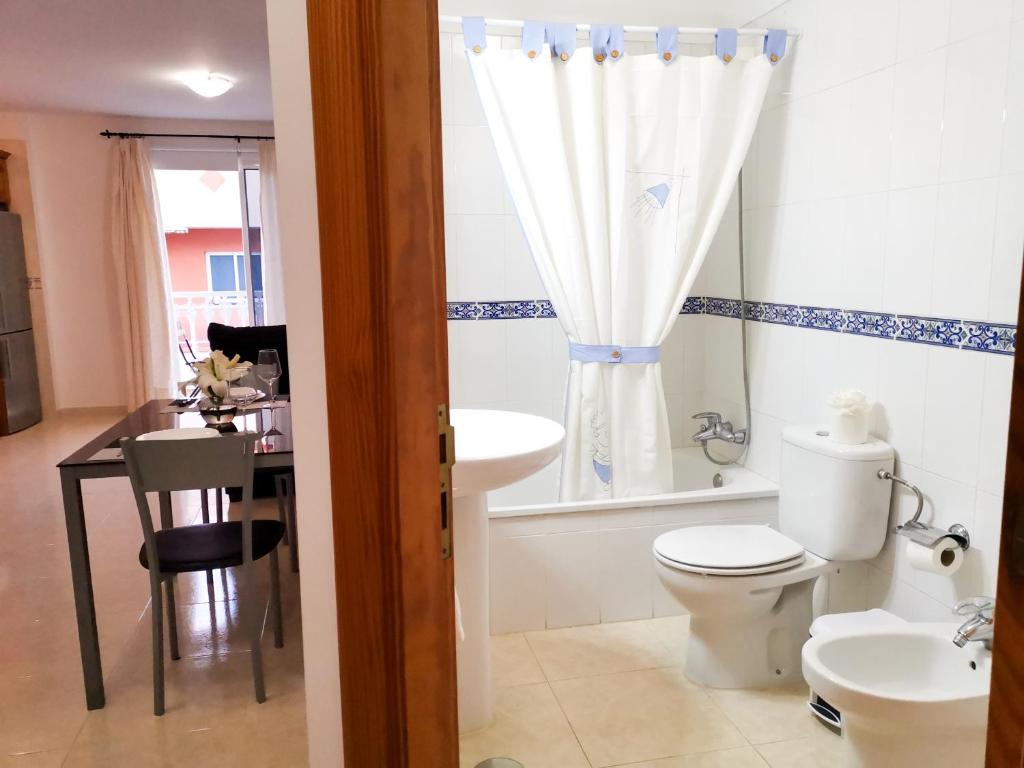 Puesta de Sol Rentals 2BR photo 2