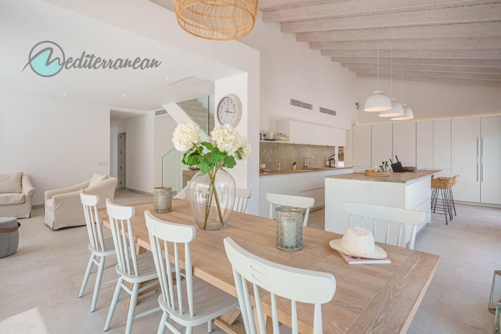 White Villa of the pier Port Andratx by villasmediterranean photo 3