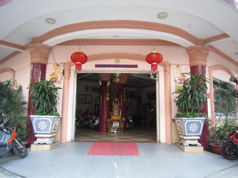 Hạnh Long 2 Hotel - 1115 Trần Hưng Đạo, Quận 5 - by Bay Luxury