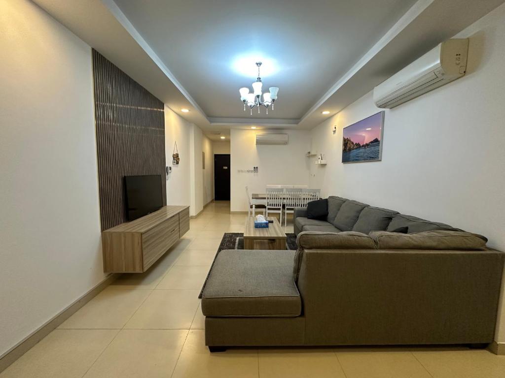 Al Nujoom Apartment, Al Qurum