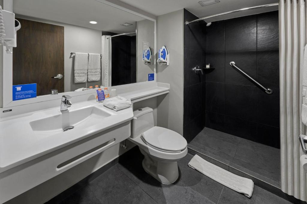 City Express by Marriott Matamoros - Tap to explore photos