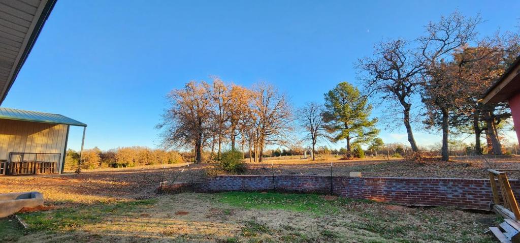 The Whispering Pines Inn photo 1