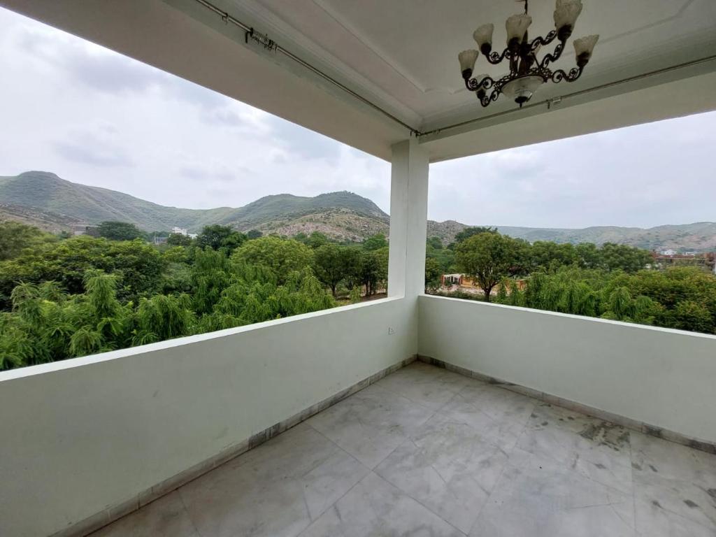 JHALANA RETREAT RESORT
