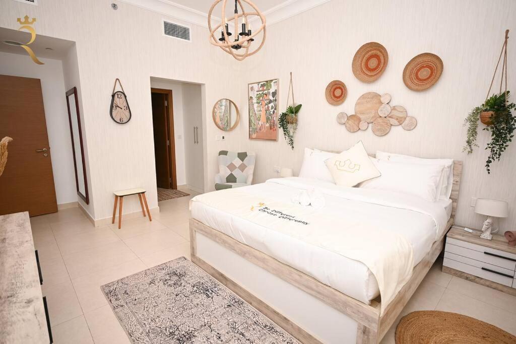 Yas Natura Bliss 1BR Apartment