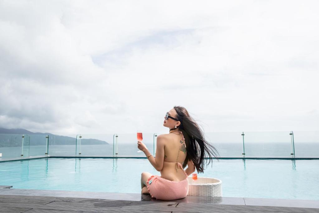 Canvas Danang Beach Hotel