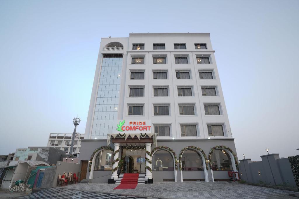 Pride Comfort Dwarka photo 1