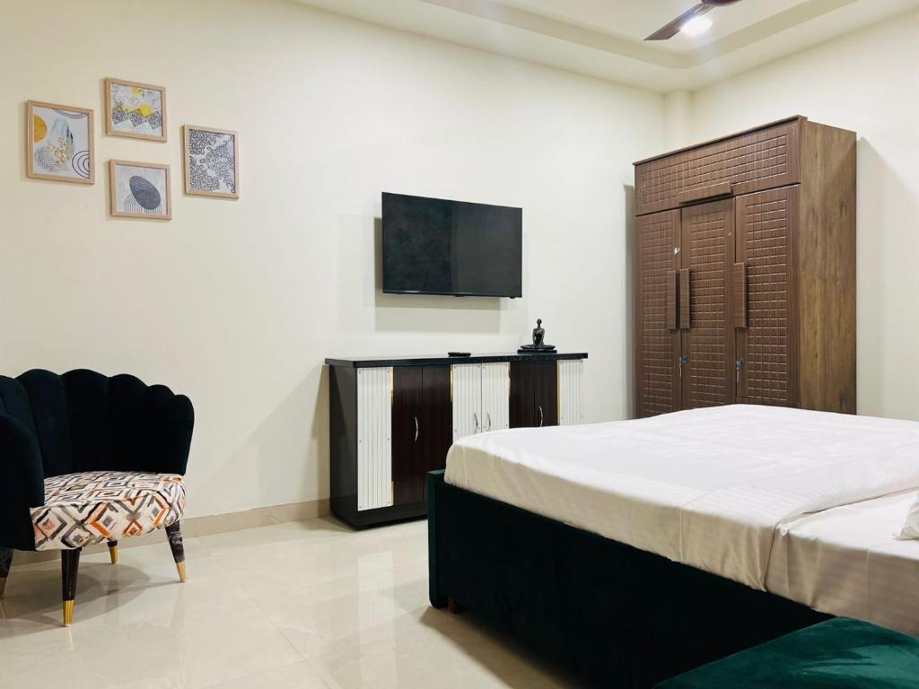 Manju Sadan photo 4