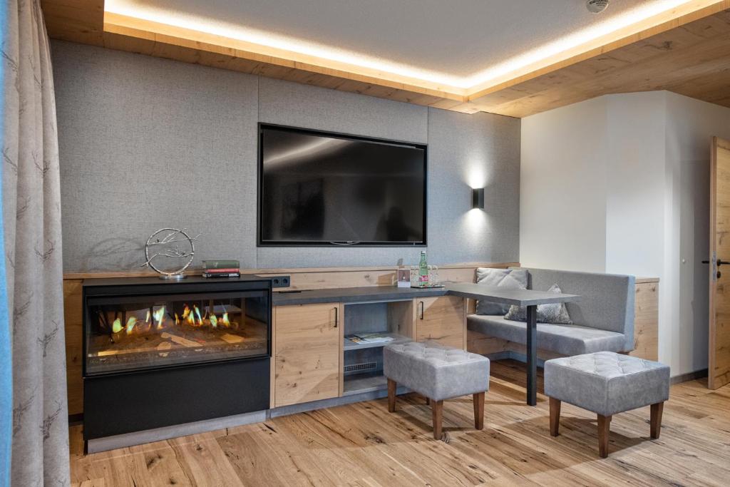 Hotel Alpina Wellness & Spa Resort photo 2