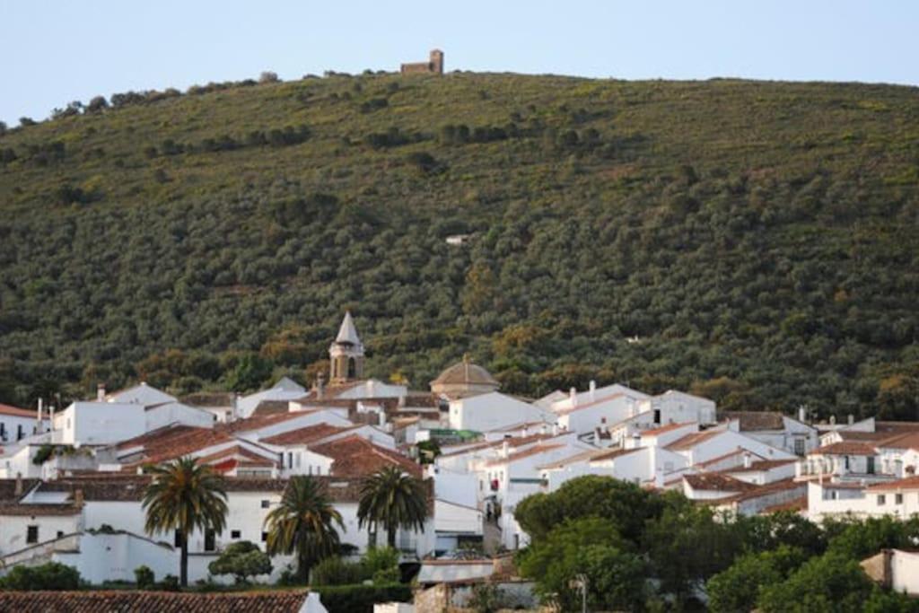Mi Casita - Higuera de la Sierra photo 2