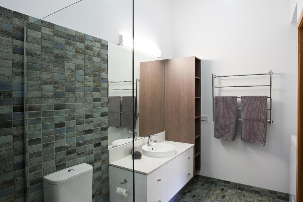 Altitude Apartments photo 3