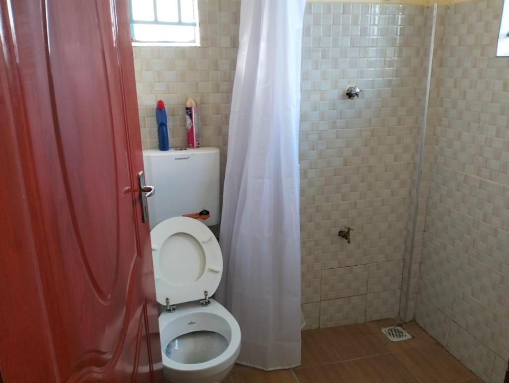 Yako Lurambi photo 1