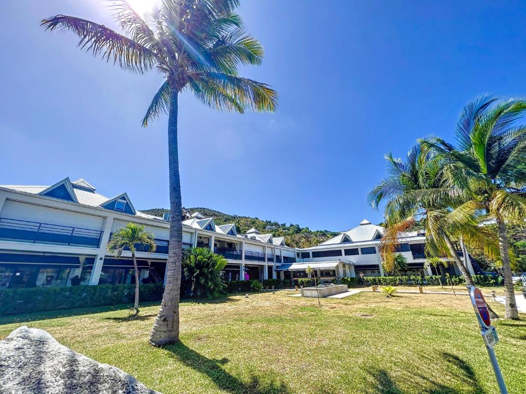 From Paris to SXM - luxury next to Anse Marcel Beach photo 1