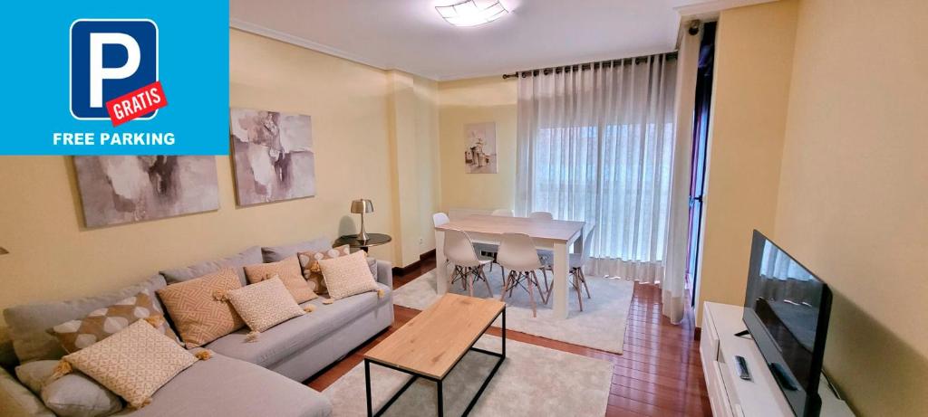 Cozy Yellow Home in Getxo