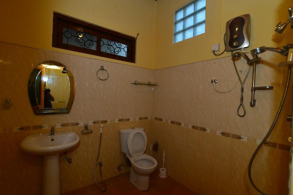 Blue Lotus Resorts Piliyandala-Colombo photo 3