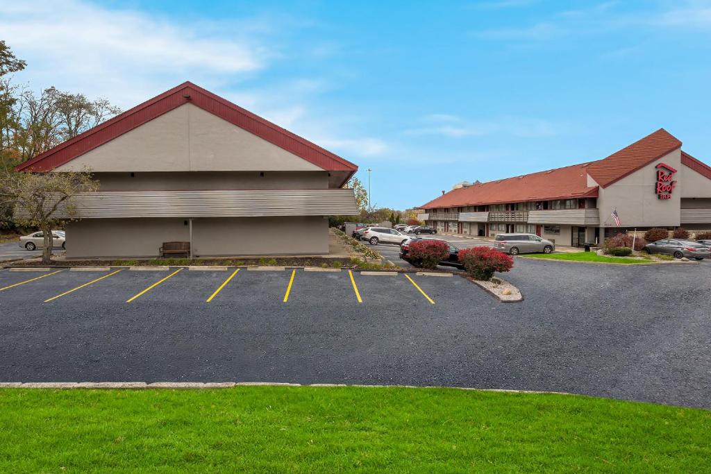 Red Roof Inn Cleveland - Independence photo 3