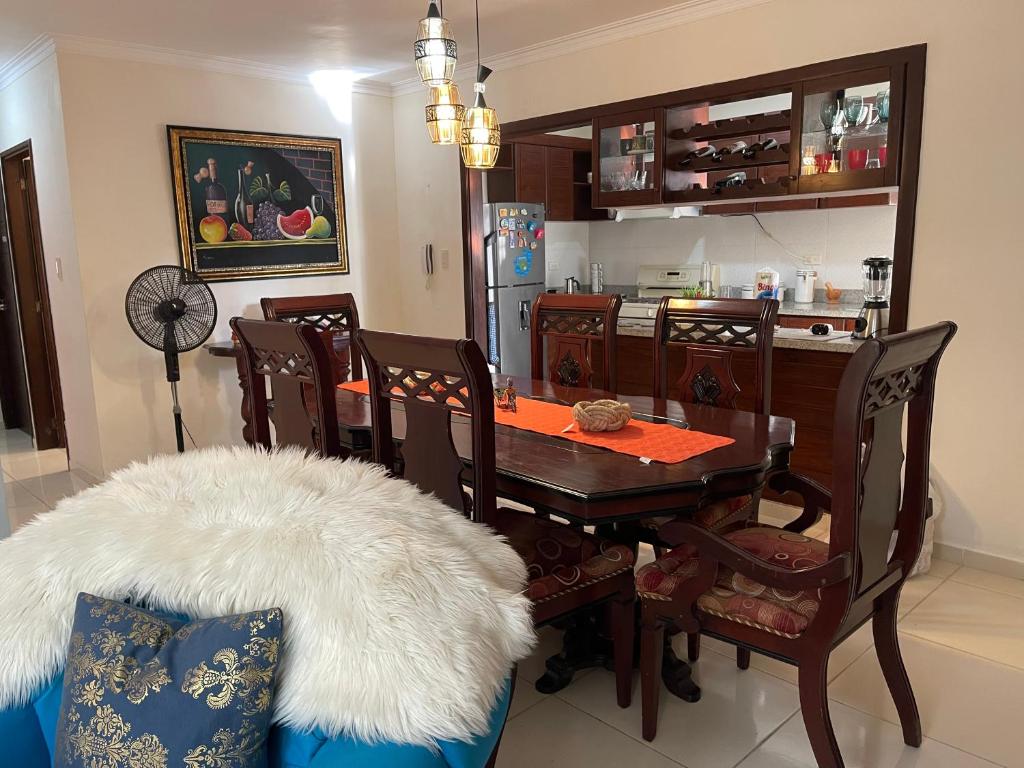Apartamento de 2 Habitaciones con Seguridad y Cámaras photo 2