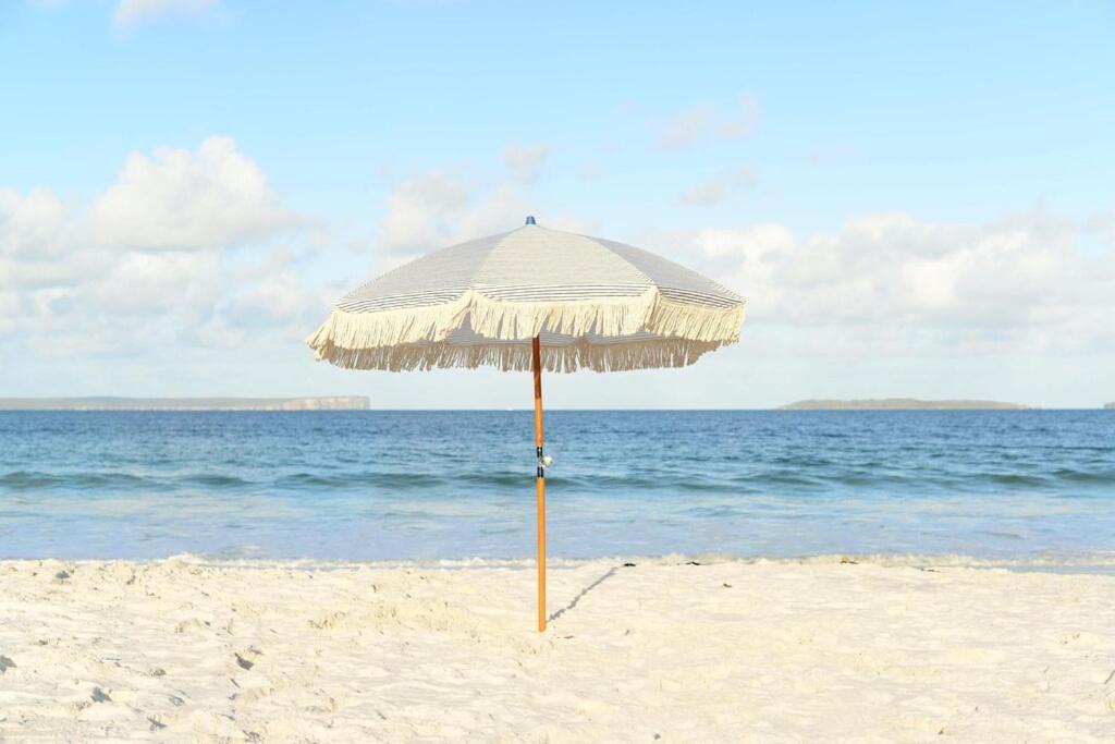 Hyams Beach House A - Brand new lux beach Oasis photo 3