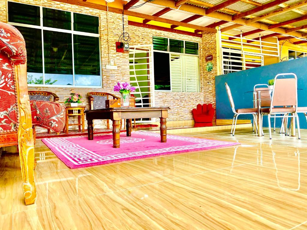 Danisha Homestay photo 4