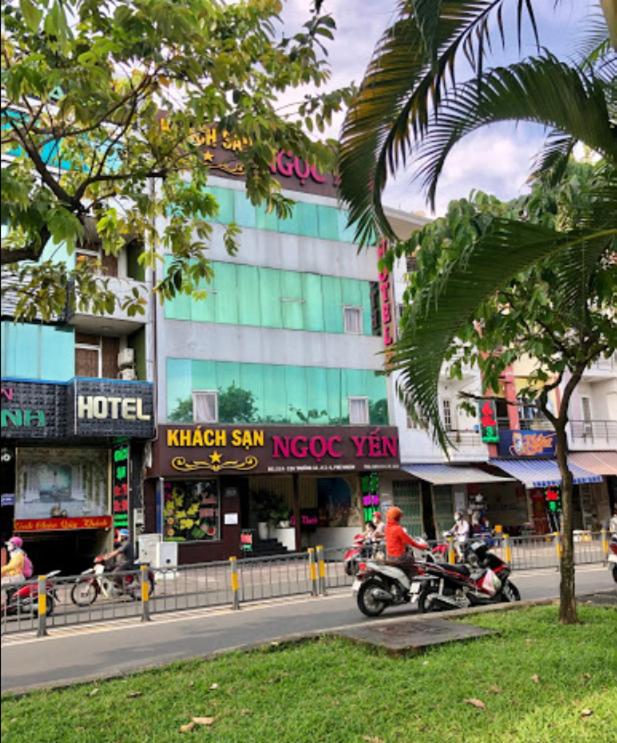 Ngọc Yến Hotel - 326 Trường Sa, Q. Phú Nhuận - by Bay Luxury