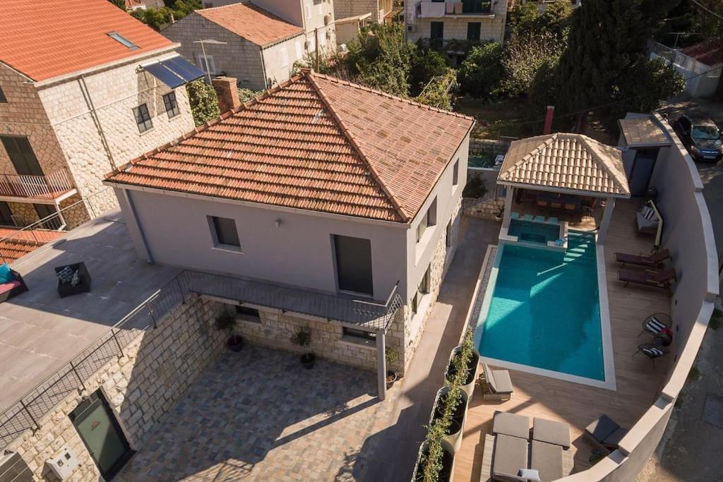 Villa Vikor photo 1