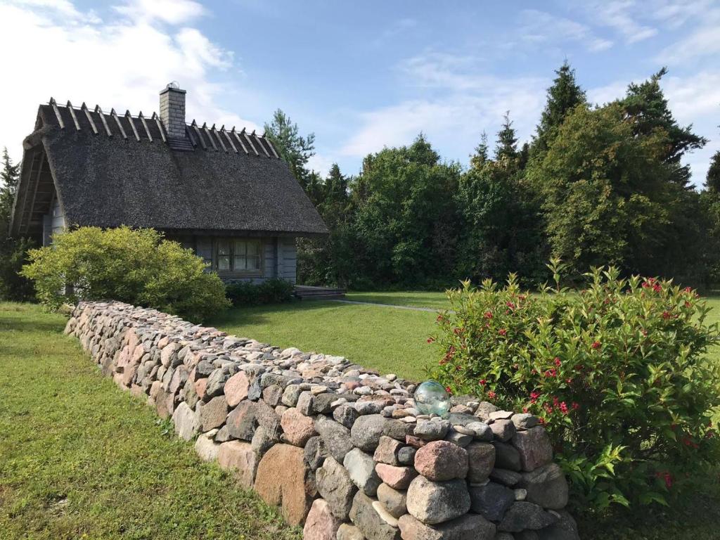 Romantiline saunamaja Pädaste lahe ääres photo 1