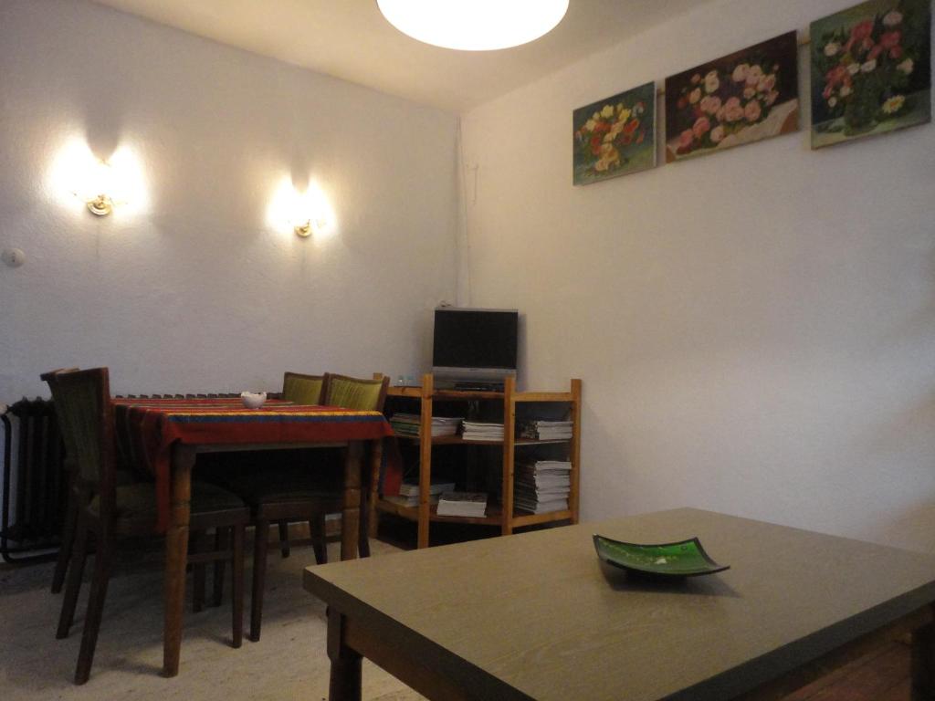 Sonnige Etagenwohnung im Waldgebiet photo 4