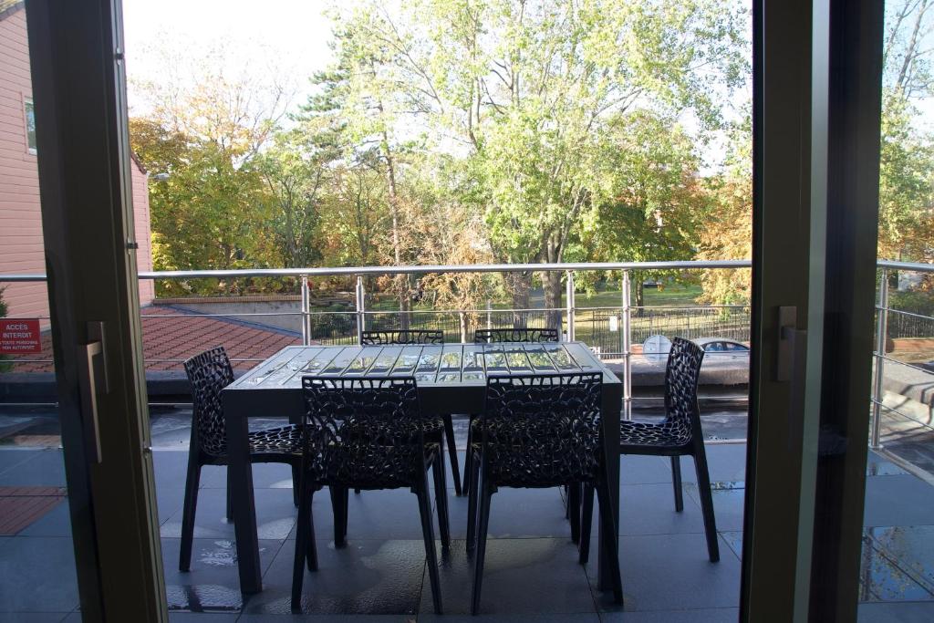 Apt 6 personnes terrasse vue parc photo 1