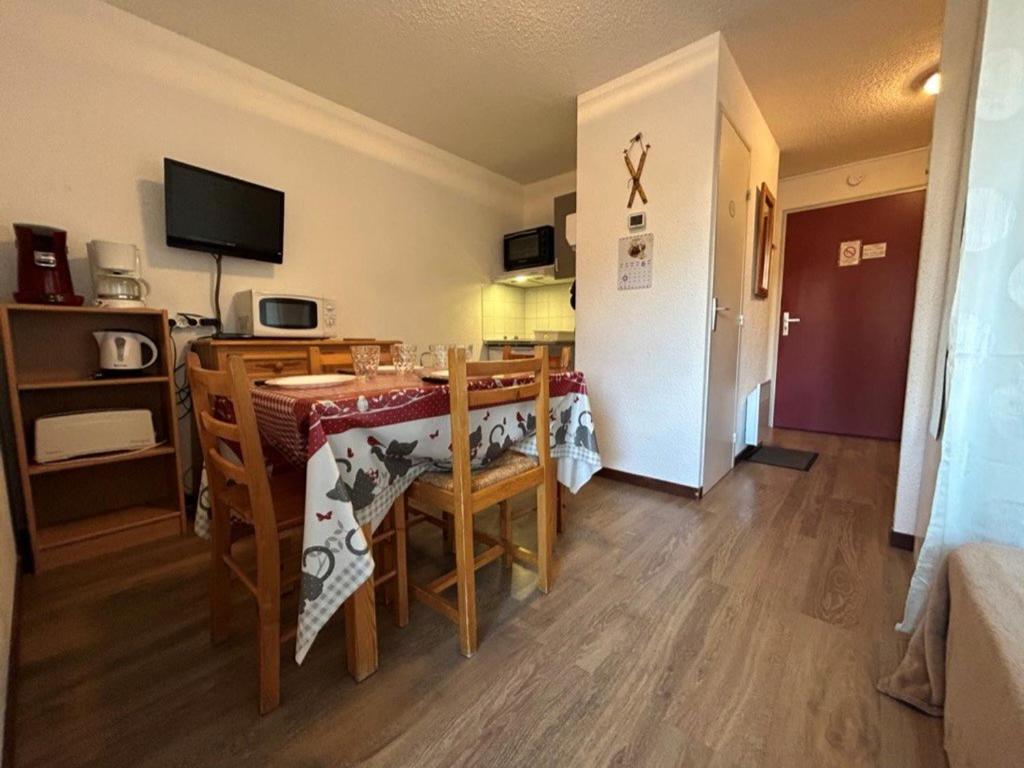 Appartement Puy-Saint-Vincent, 1 pièce, 4 personnes - FR-1-330G-9 photo 1