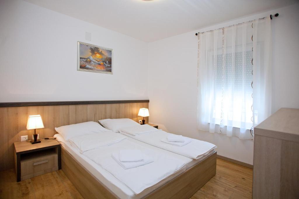 Apartments Maslina I photo 1