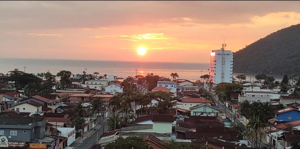 Apartamento Bertioga Centro em Home Clube