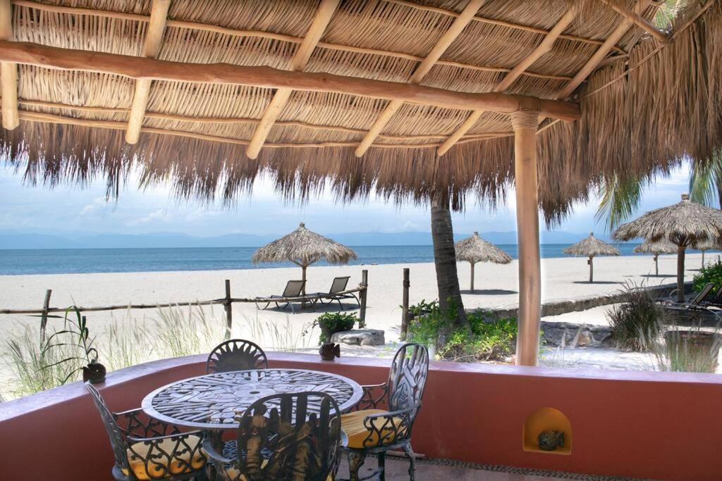 SimplyBaku - Beach Amanecer