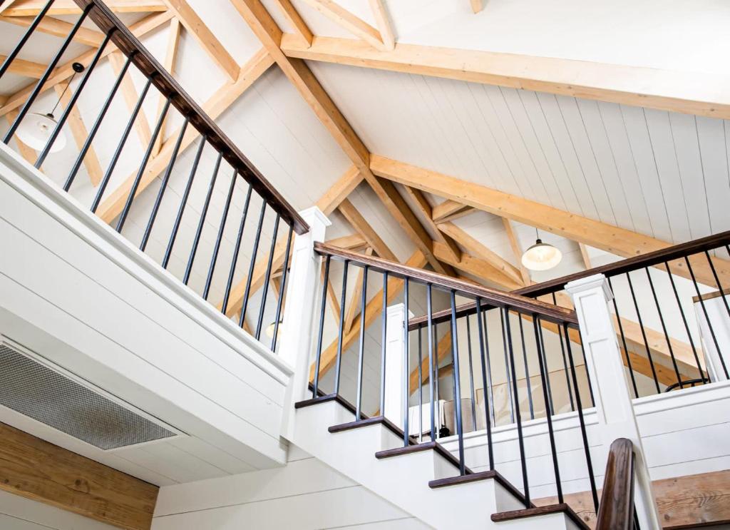 The Loft on Linnaeus Farm - by Linnaeus Collection photo 2