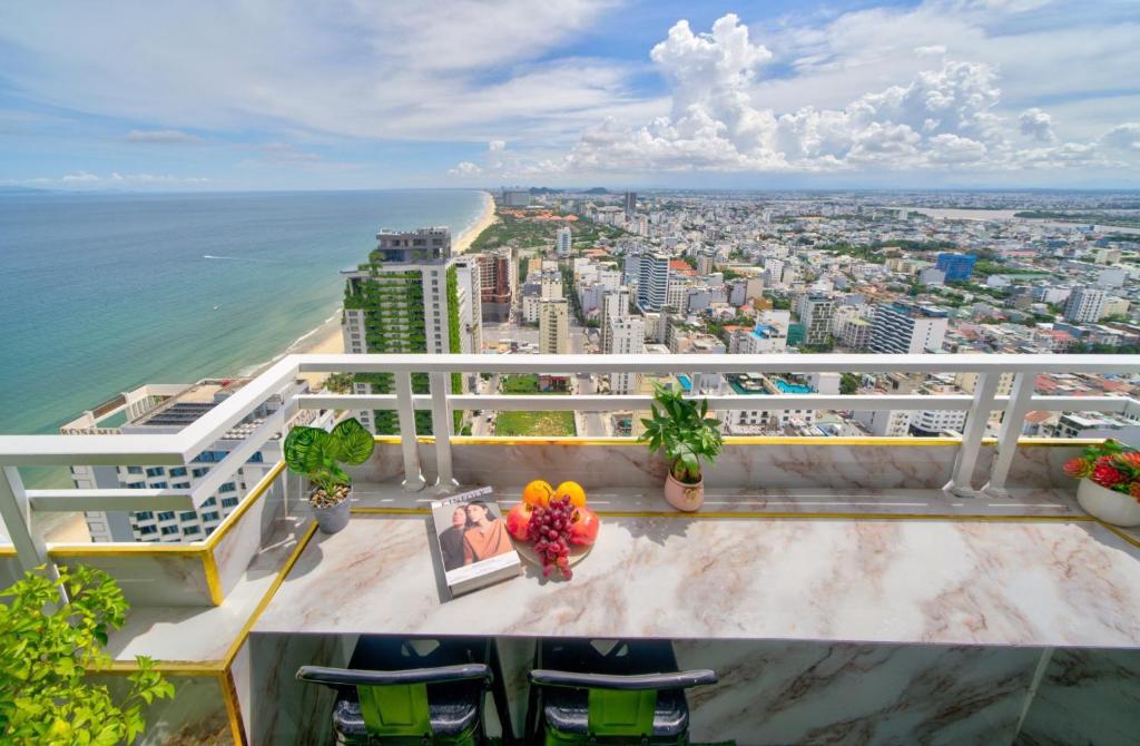 Dragon Bridge view, 2BR,Apartment-nearby My Khe beach 100met