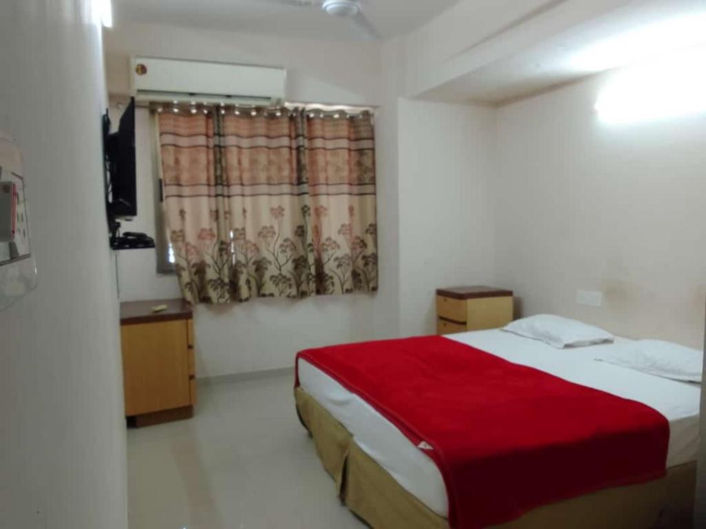 HOTEL RADHEY