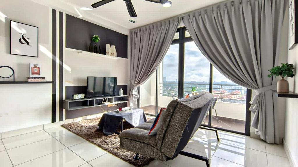 Tebrau Southkey Midvalley photo 2