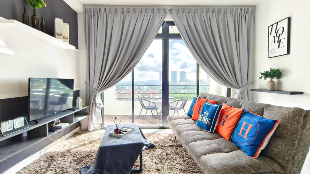 Tebrau Southkey Midvalley photo 3