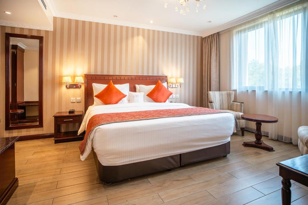 Sarova Woodlands Hotel and Spa photo 1