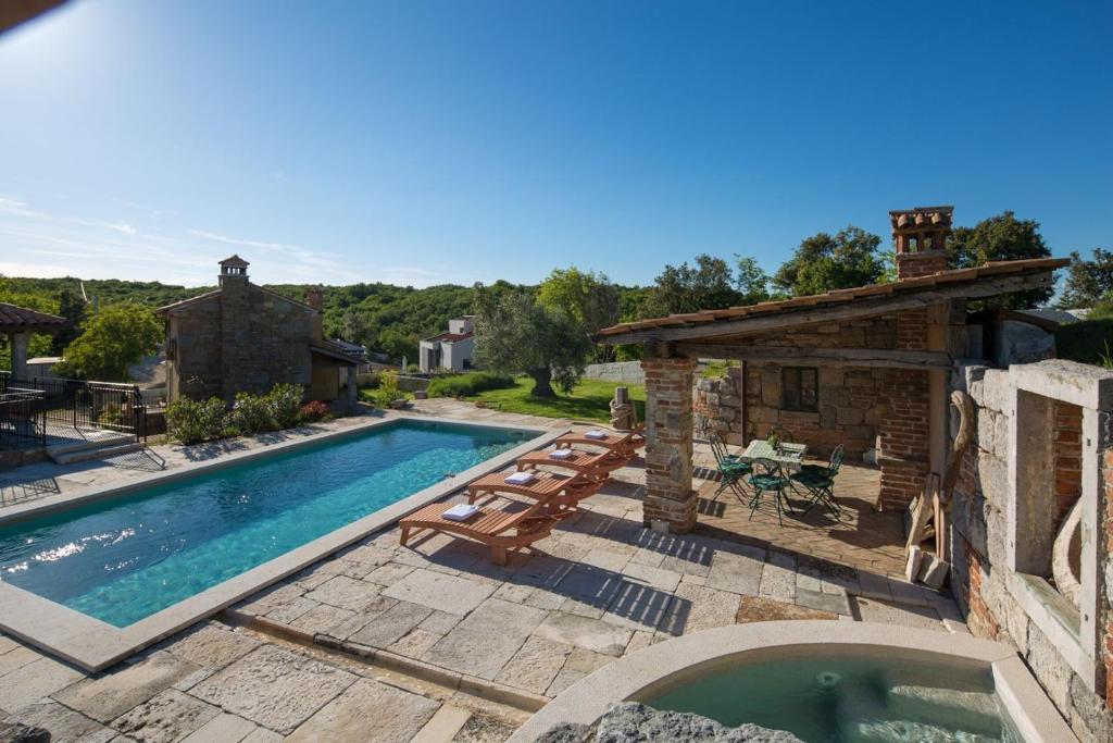 Villa Malini with Pool, Sauna and Fenced Garden photo 1