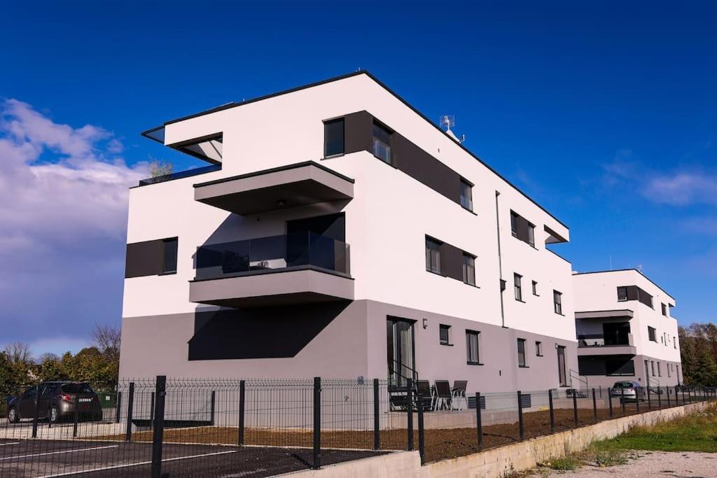 Lux apartment Lorena with Nature View photo 4